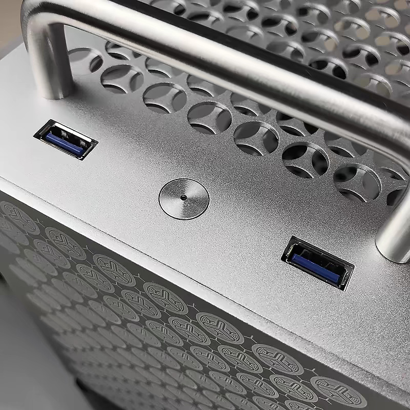 B2 totalmente de aluminio ITX  - Mini Itx Case With Handle Portable reseña y precio
